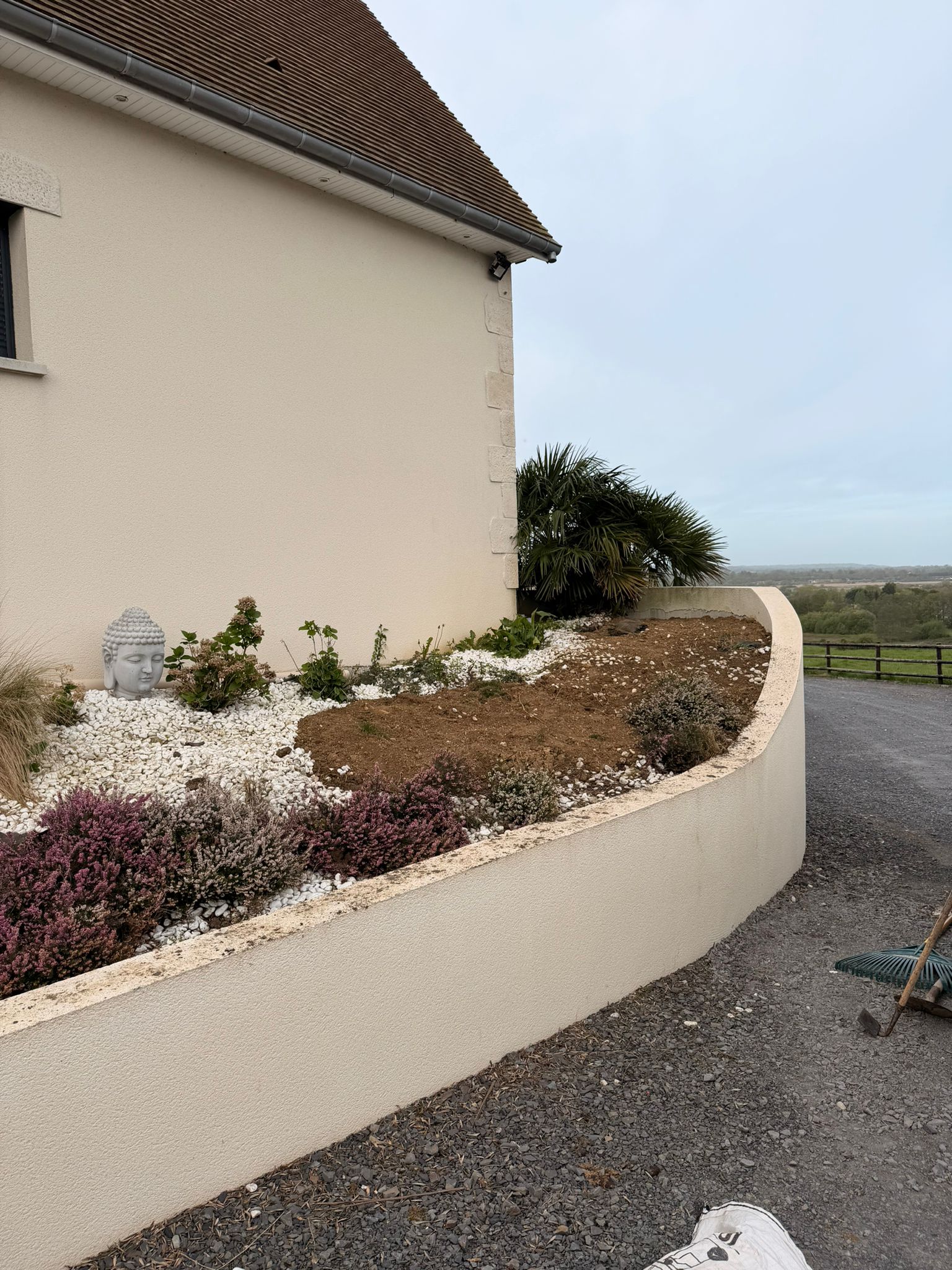 Avant entretien paysager L&B Paysages